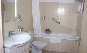 Hotels Le Prieure : photos des chambres