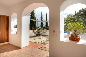 Finca Can Rosa Ibiza, private pool, 10 minutes from the beach
