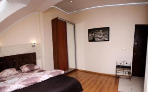 Залізнична 49 "Хочу ЦЮ!"