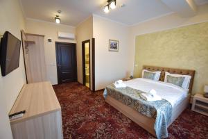 Superior King Room room in Pensiunea Romeo Resort