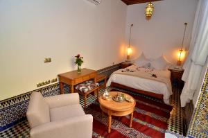 Large Double or Twin Room room in Riad Al Ansari