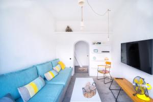 Serifos 1890 cliff house