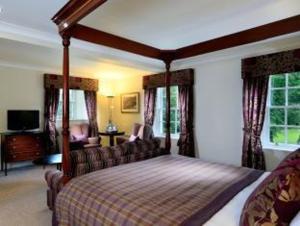 Macdonald Pittodrie House