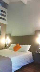 Hotels Hotel Cristol : photos des chambres
