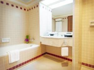 Ramada by Wyndham D MA Bangkok