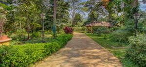 amã Stays & Trails, Rare Earth Estate