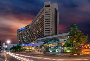 Dusit Thani Manila - Multiple Use Hotel