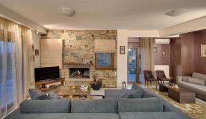 COUNTRY PLACE Apartment with Mountain View