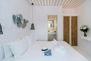 Zefi Hotel & Suites Paros Greece