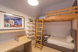 LovelyStay - 3 Bedroom Downtown Wonderwall