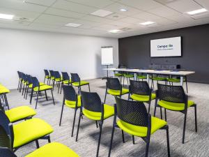 Hotels Campanile Marseille Est - Aubagne : photos des chambres