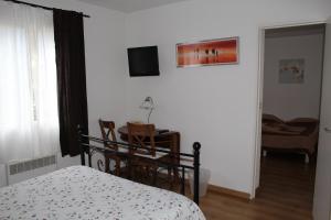 Hotels Hotel Le Clos des Pins : photos des chambres