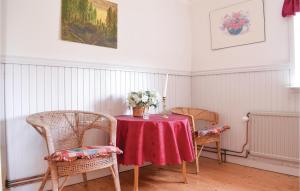 Lovely Home In Ankarsrum With Wifi