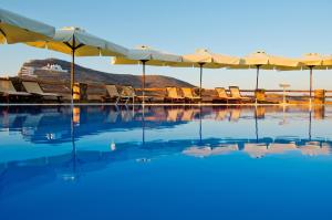 Aspalathras White Hotel Folegandros Greece