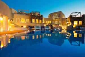 Aspalathras White Hotel Folegandros Greece