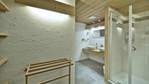 Junior Suite room in Hotel Restaurant Les Lilas