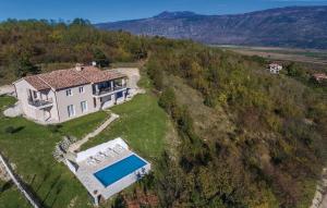 4 star talu Villa Ivona Pulgarija Čepić Horvaatia