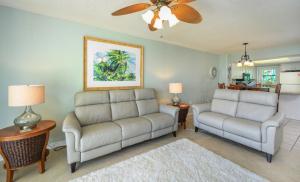 Two-Bedroom Apartment room in Sunswept 202 condo