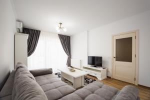 Bright & Elegant Central Apartment