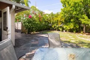 Home by Beach 3 - Delnor-Wiggins - Vanderbilt Beach