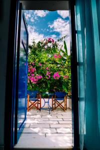 Casa Di Roma Paros Greece
