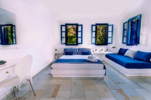 Casa Di Roma Paros Greece