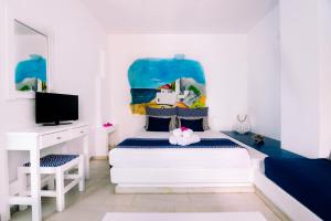 Casa Di Roma Paros Greece