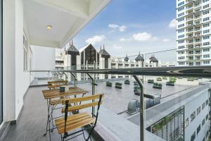 Puchong Skypod Residence, 1-5 pax with Balcony Unit, Walking Distance to IOI Mall, 10min Drive to Sunway