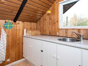 6 person holiday home in Fårvang