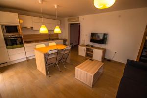 Apartments Gardelin Superior 2