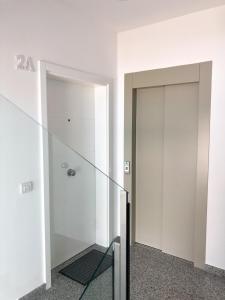 Blanco 35 by SunHousesCanarias