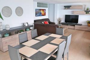 LEVANTE BEACH FRONT OF THE SEA Estacha