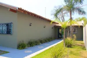 Casa para temporada com 3 suítes com ar condicionado - 米兰达