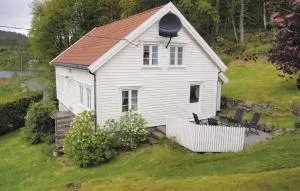 Lovely Home In Farsund - Dåri