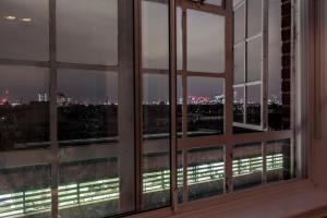 Amanah Properties - Luxury 2 Bed Chelsea Cloisters London Skyline
