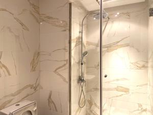 Best in Town - Central -Comfortable-in Racine