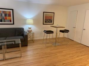 Lenox Hill Apartments 30 Day Stays - image 2