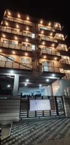 SkyCasa Holiday Apartments - 拉维尼亚山