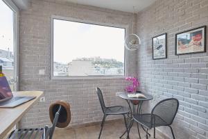 toStay-Unique apartment hotel in Athens center!