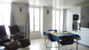 Appartements La maison de Francoise a Jonzac : photos des chambres