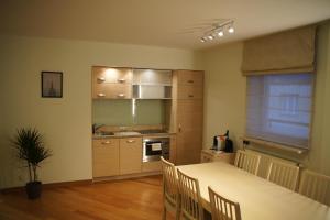 Szucha Residence Apartment