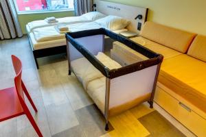 Hotels MEININGER Hotel Lyon Centre Berthelot : Chambre Lits Jumeaux Standard