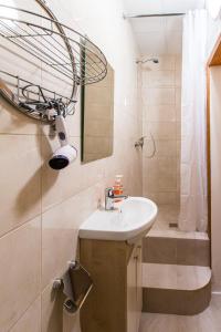 Біля Дзиги сучасна квартира на вулиці Вірменській 35