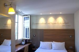 Hotels Hotel de Sevigne : photos des chambres