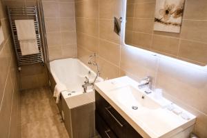 Hotels Hotel Restaurant Le Marechal - Teritoria : photos des chambres