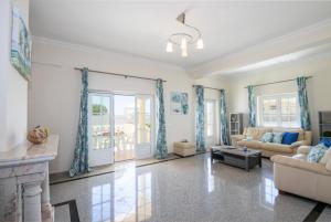 Villa Casa Castelo by Algarve Vacation