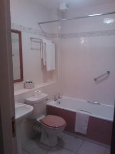 Fairhill House Hotel