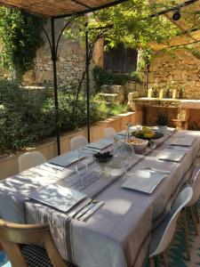 Maisons d'hotes Le Mas des Oules : photos des chambres