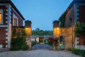 Maisons d'hotes Le Mas des Oules : photos des chambres