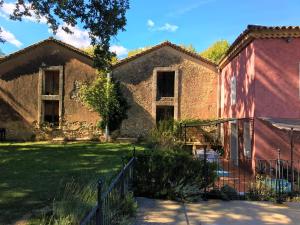 Maisons d'hotes Le Mas des Oules : photos des chambres